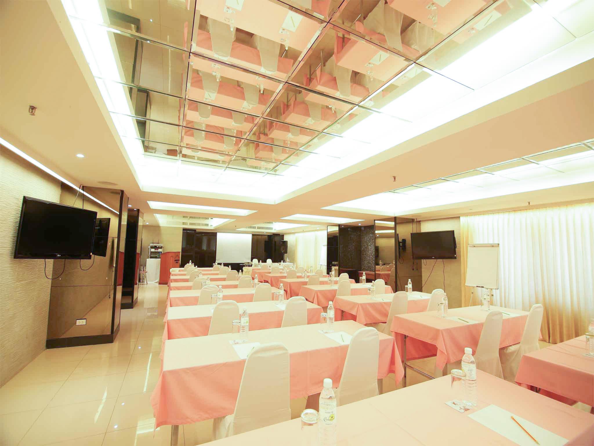 Convenient Park Bangkok Hotell Eksteriør bilde